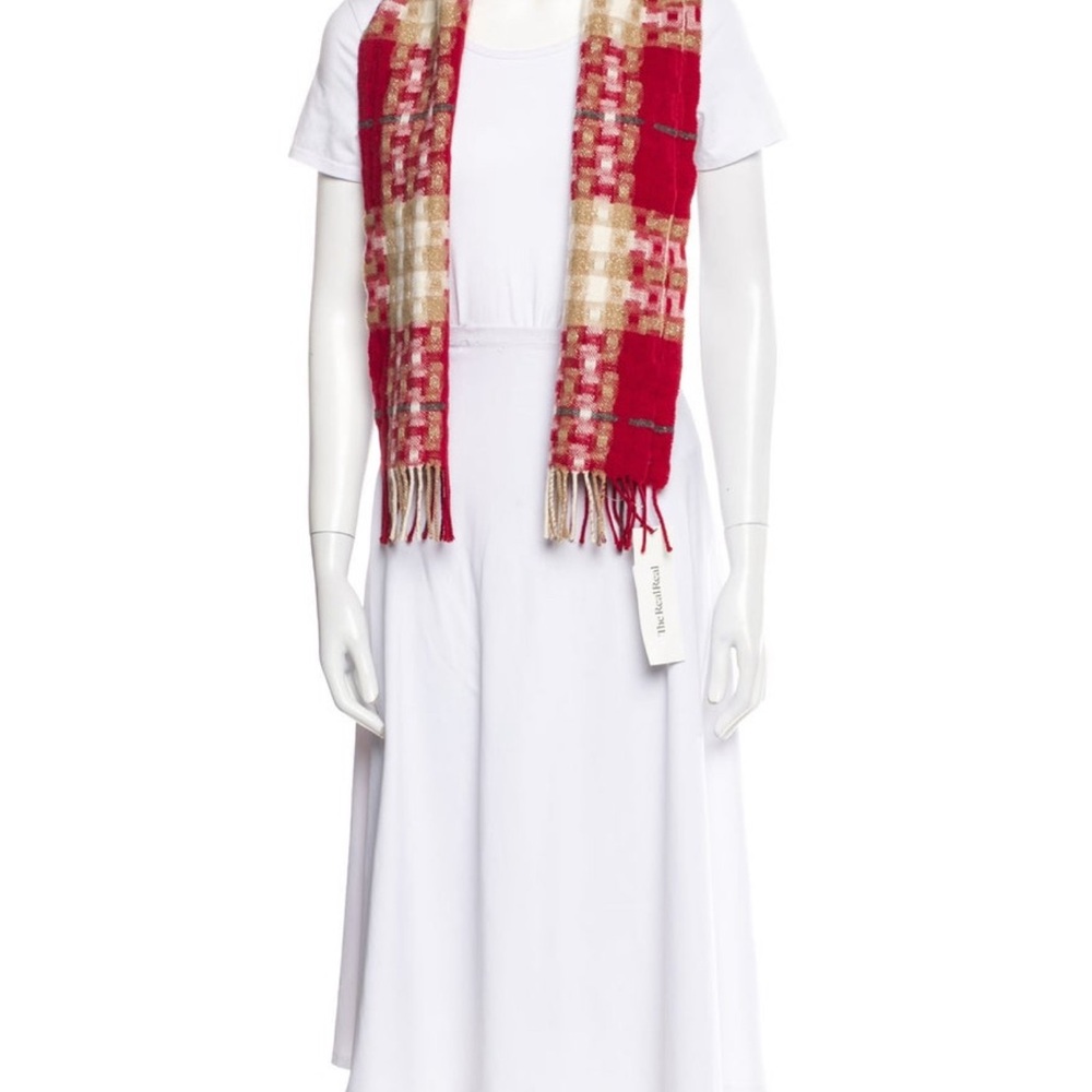 Burberry Red and Cream Elegant Scarf with Fringe Merino Wool